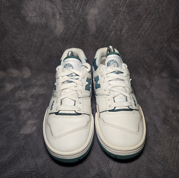 New Balance 550 Casual Shoes Womens Sz 6.5 White Green Leather Sneakers. - Picture 4 of 9
